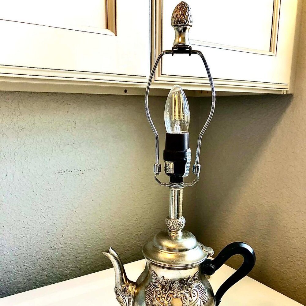 LAMPCRAFTERS Decorative Silver Teapot Lamp Resin Art Sculpture - Picture 9 of 10